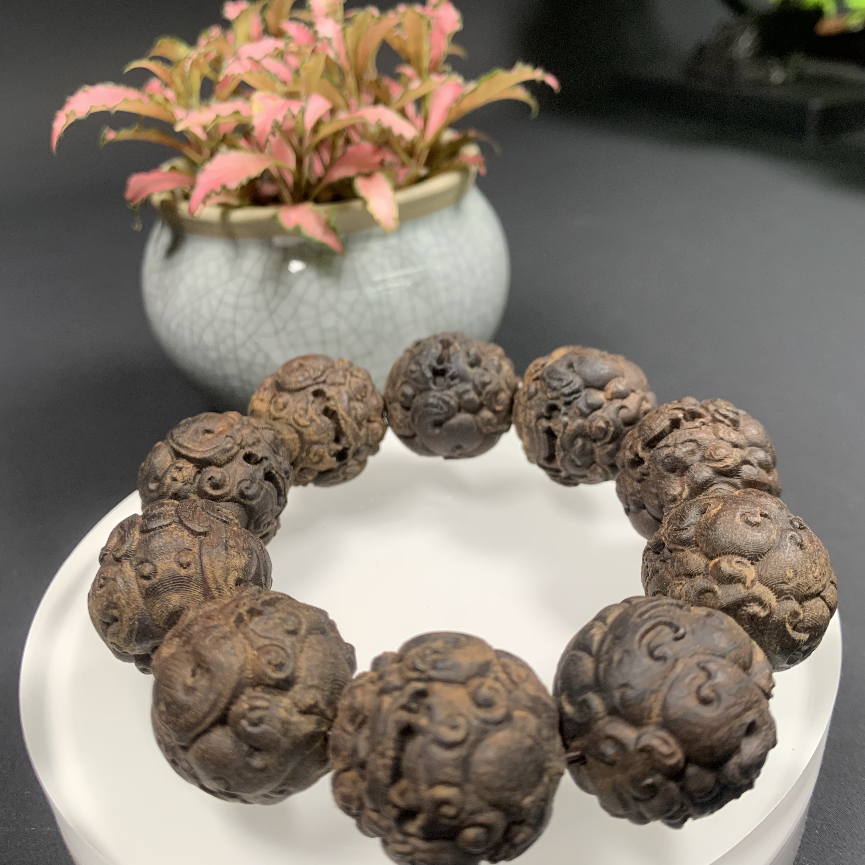 F2693珠宝玉石精选沉香手串