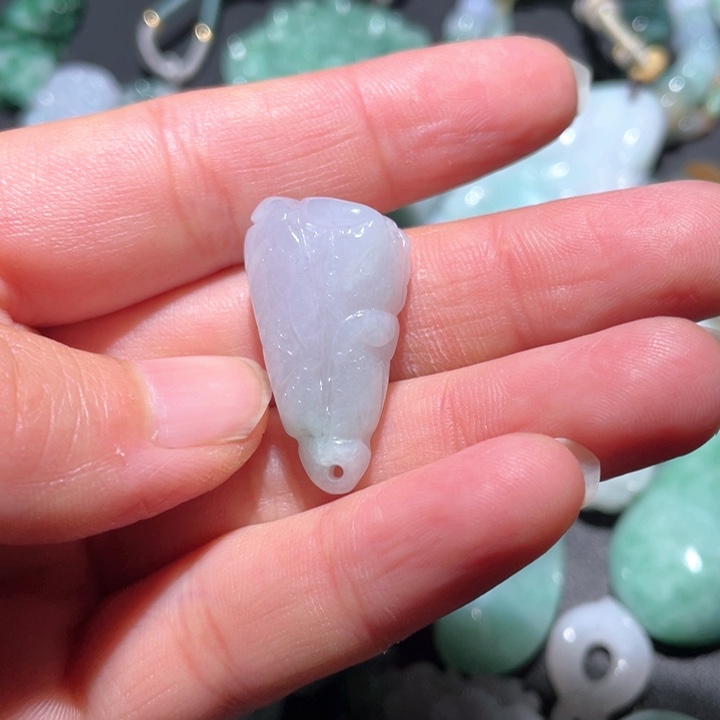 【闪购商品】翡翠颈饰未镶嵌天然翡翠