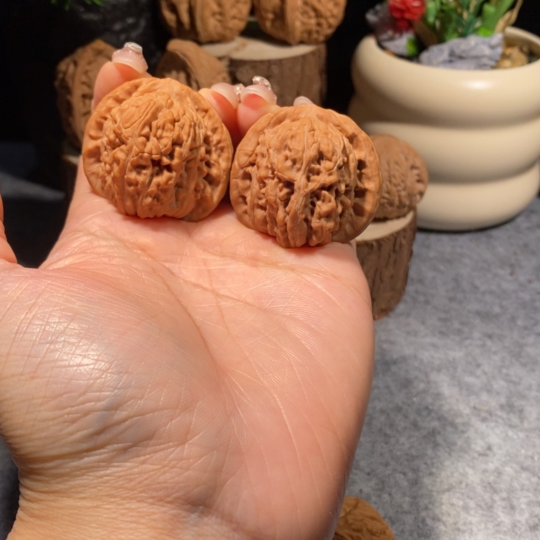 核桃把件全品40四座楼