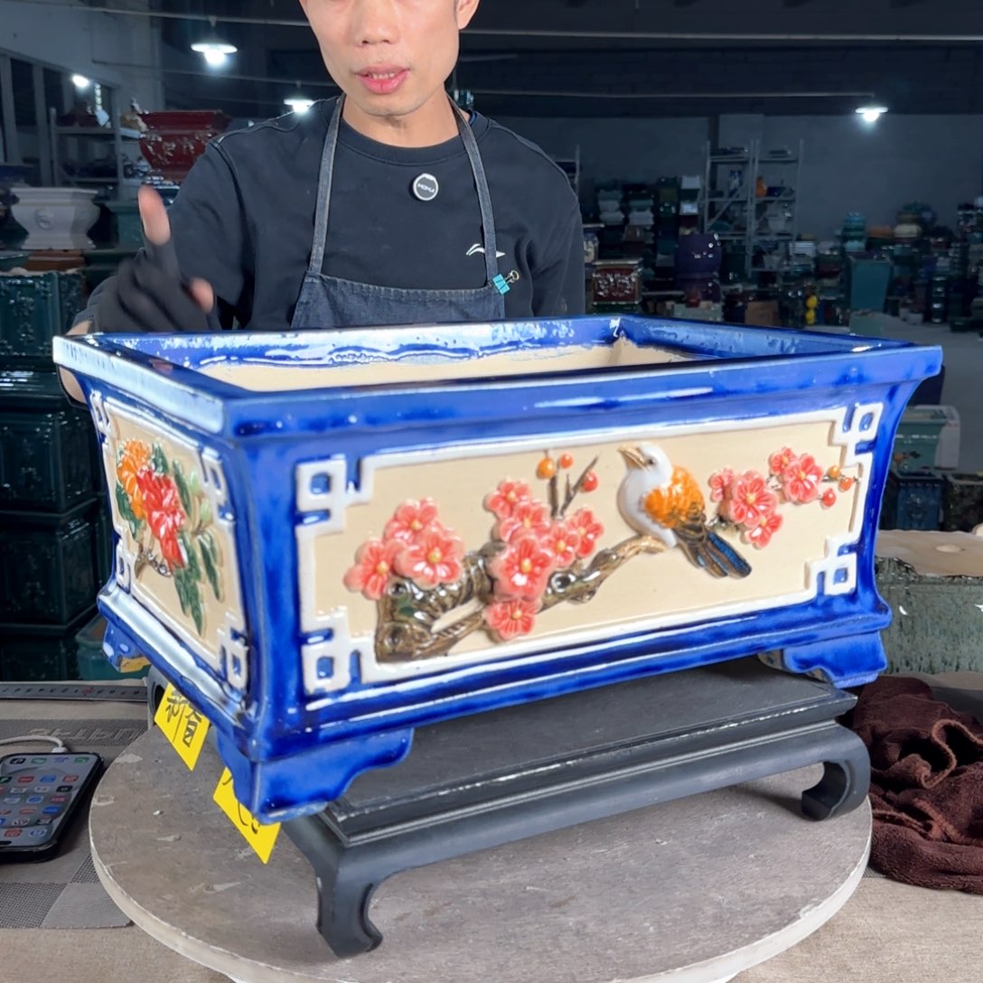 一风堂石湾花盆。微瑕