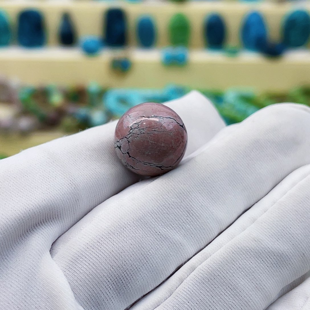 绿松石颈饰未镶嵌