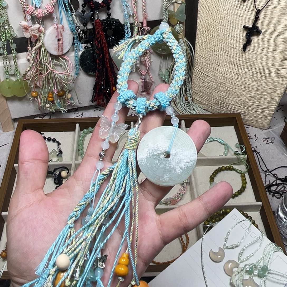 蛇纹石玉合金颈饰