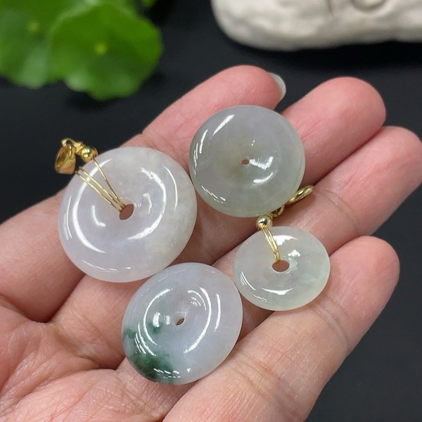 翡翠扣子翡翠平安扣