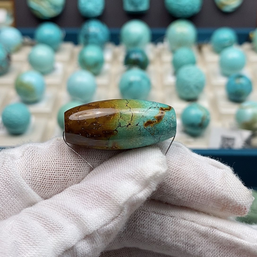 绿松石配饰未镶嵌