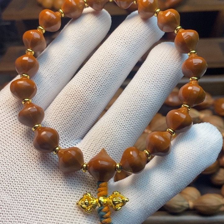 橄榄核手串/手链1.1水晶核蜜桃臀