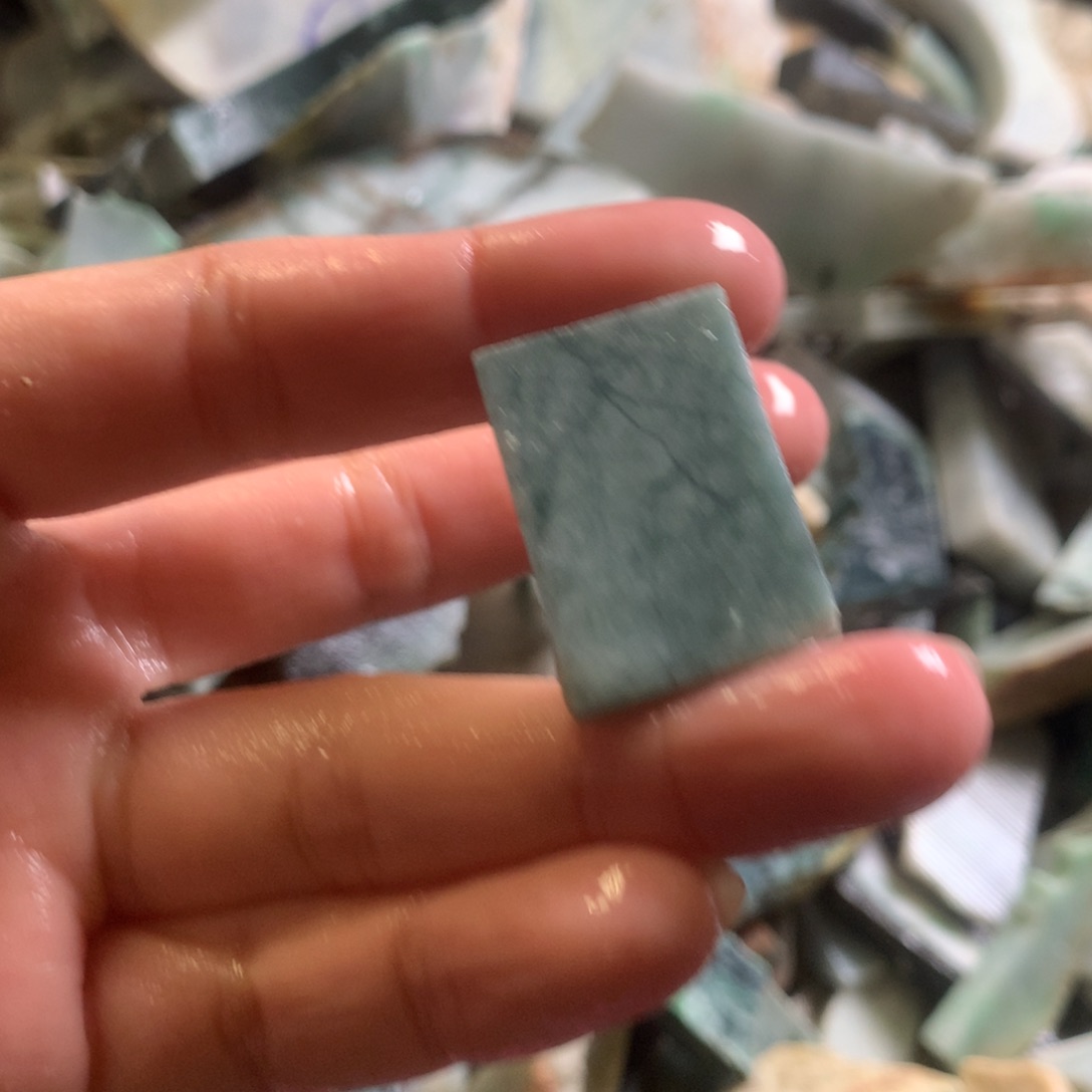 翡翠颈饰未镶嵌缅甸翡翠