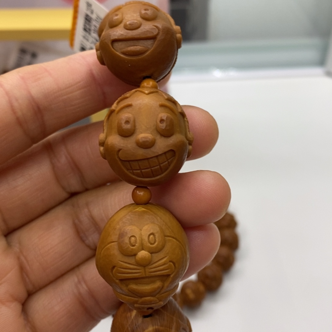 橄榄核吊坠机器猫