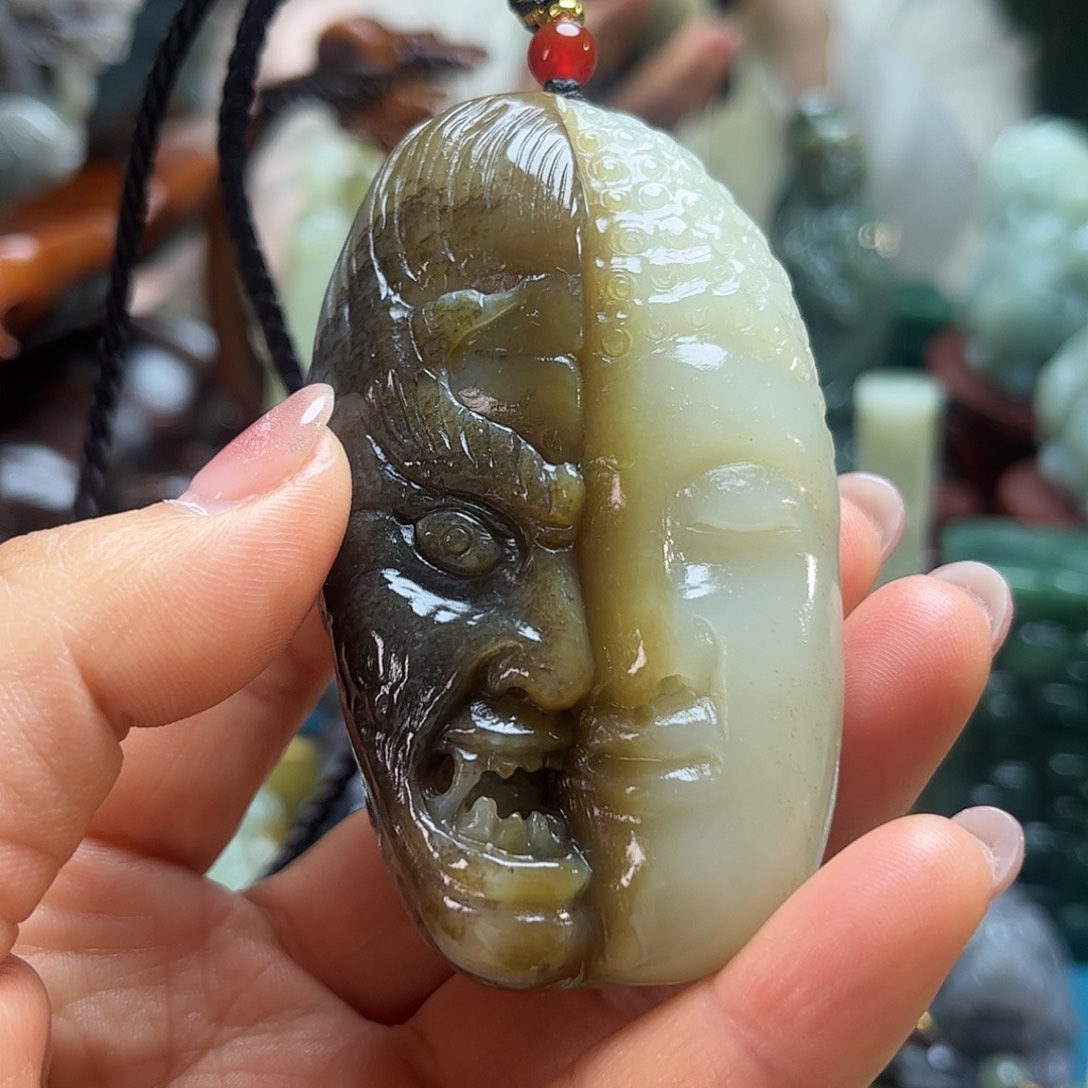 和田玉颈饰未镶嵌