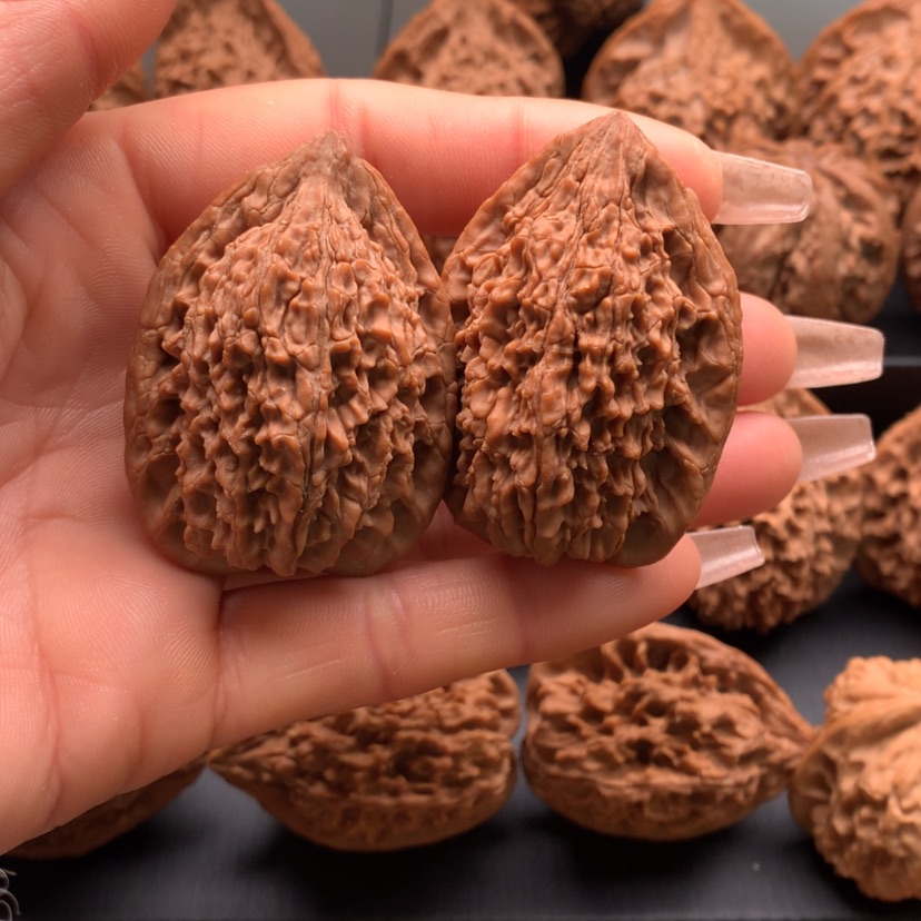 【闪购商品】文玩核桃把件松文玩核桃