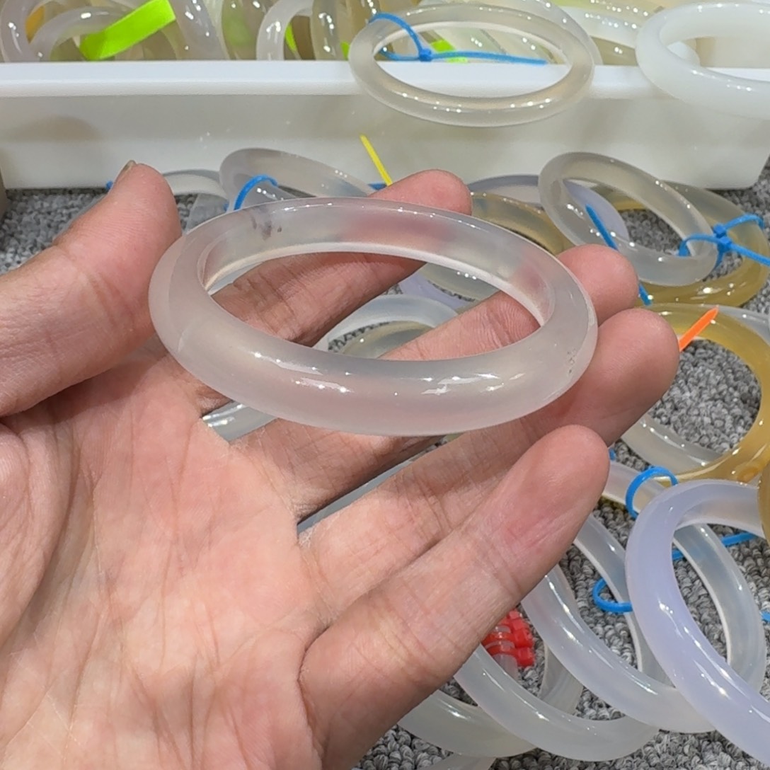 玛瑙/玉髓手镯未镶嵌03