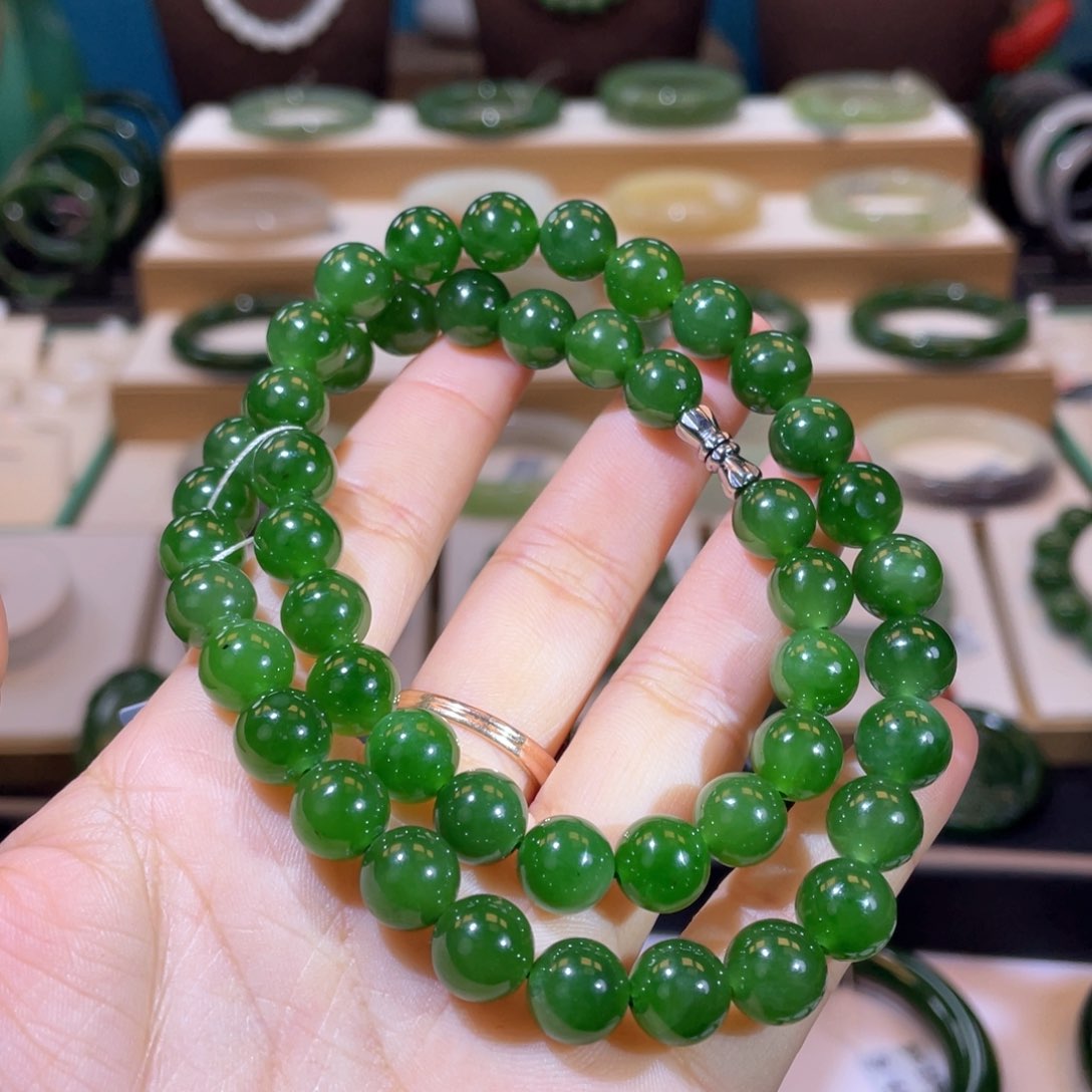 和田玉高品碧玉女神链未镶嵌