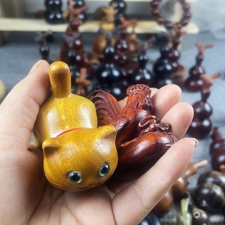 笑***傲大叶紫檀（黑酸枝木类）