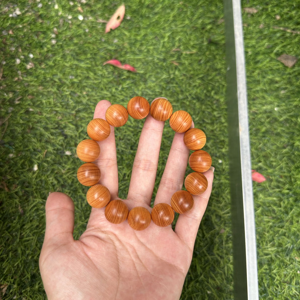 1.5太行陈化崖柏红油手串香味扑鼻