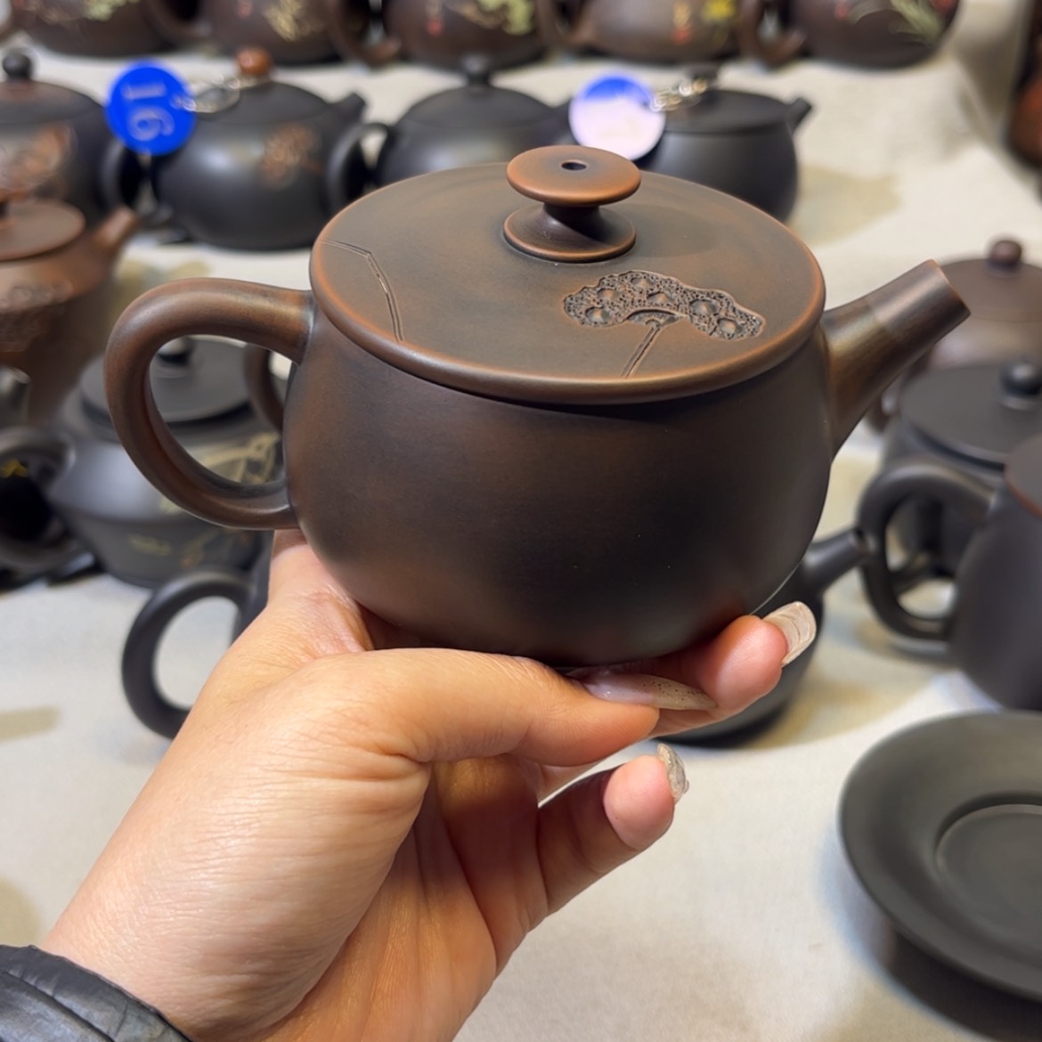 【闪购商品】墨****白红泥 莲蓬 容量 210c c