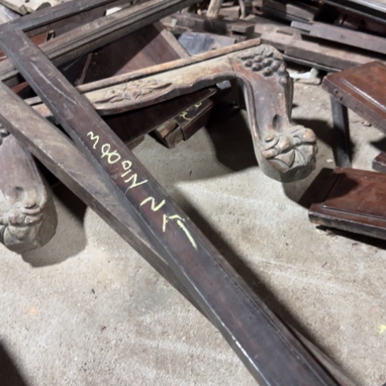 过***洲红酸枝木类红木木框