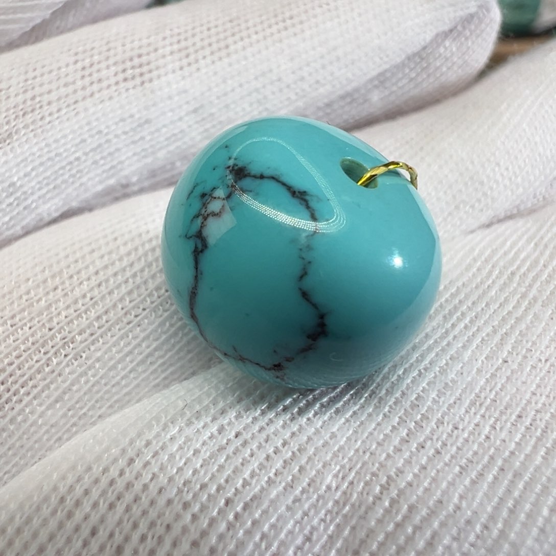 绿松石配饰未镶嵌