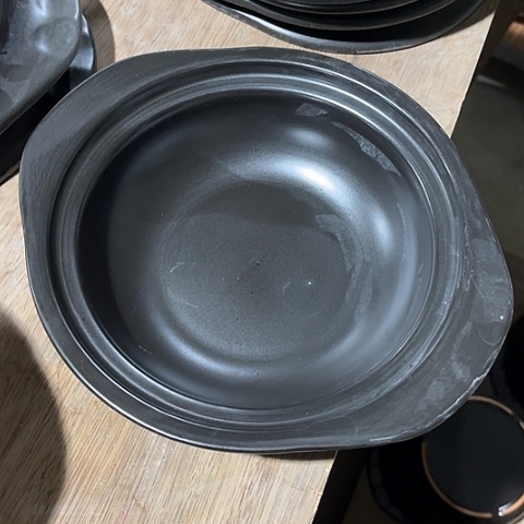 微瑕，明火，口径19高5纯黑dx一个