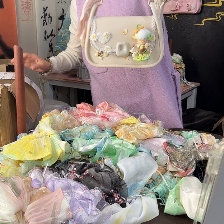 彬****095娃包手作不退不换