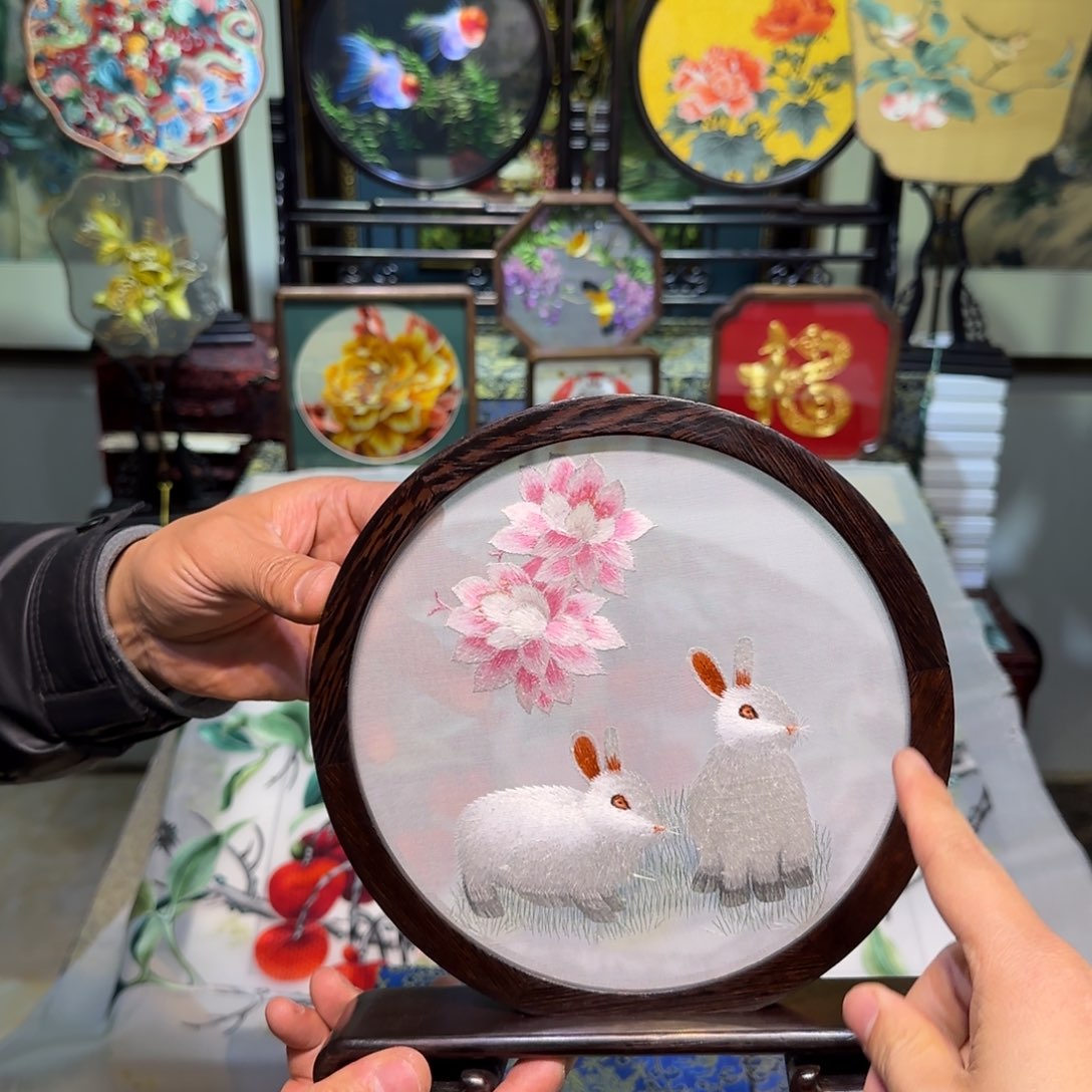 刺绣刺绣工艺精湛