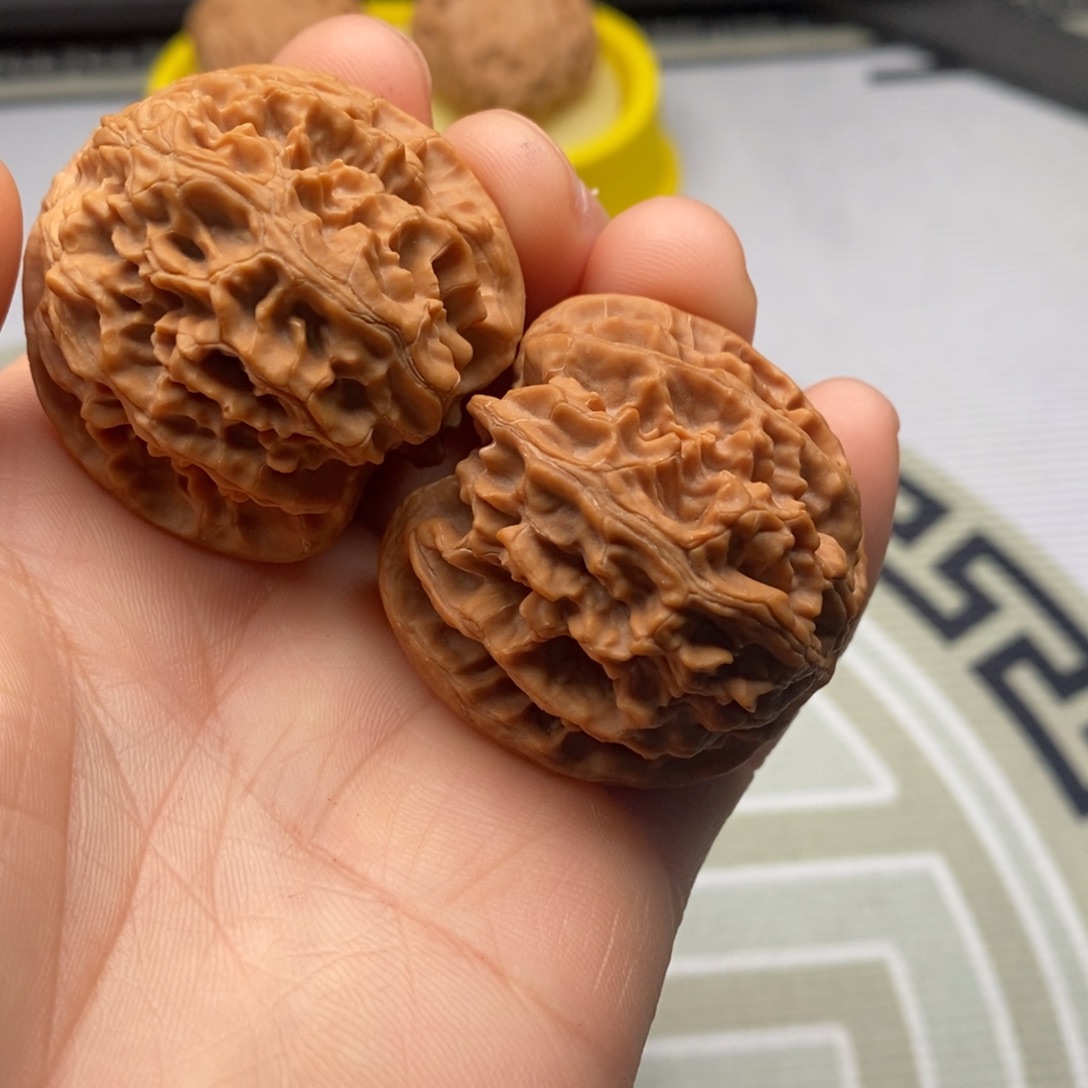 文玩核桃吊坠苹果园38