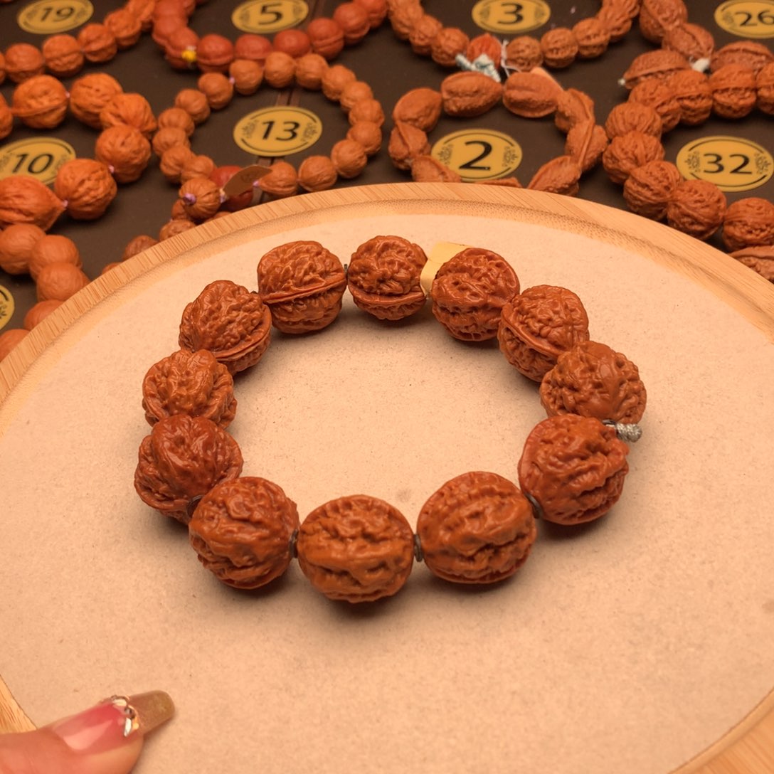 文玩核桃手串爆肉龙脊