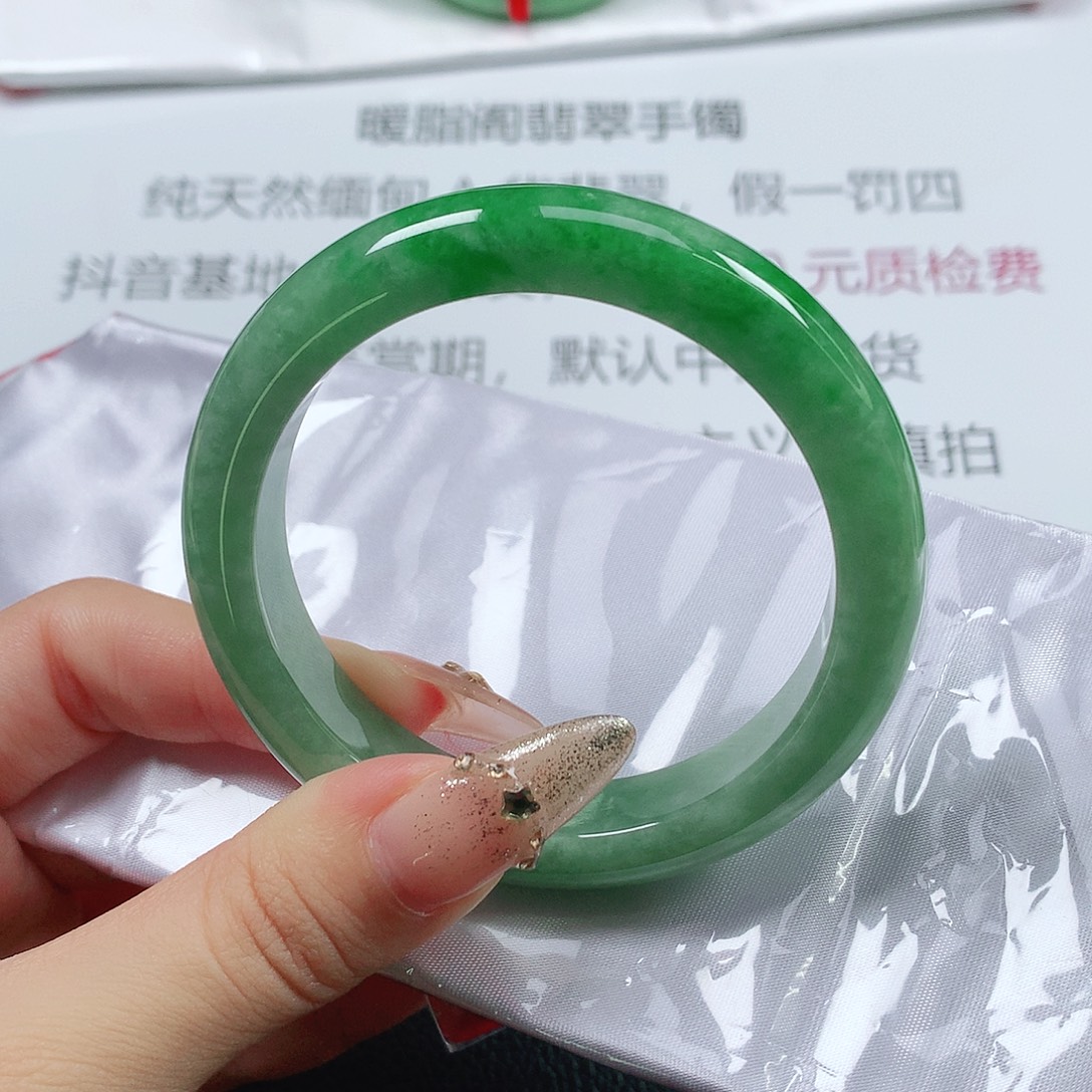 翡翠手镯未镶嵌41496