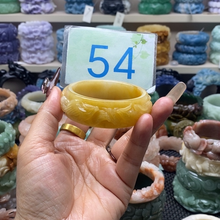 未镶嵌手镯石英岩玉