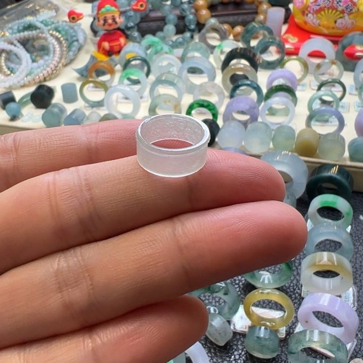 定制翡翠未镶嵌翡翠