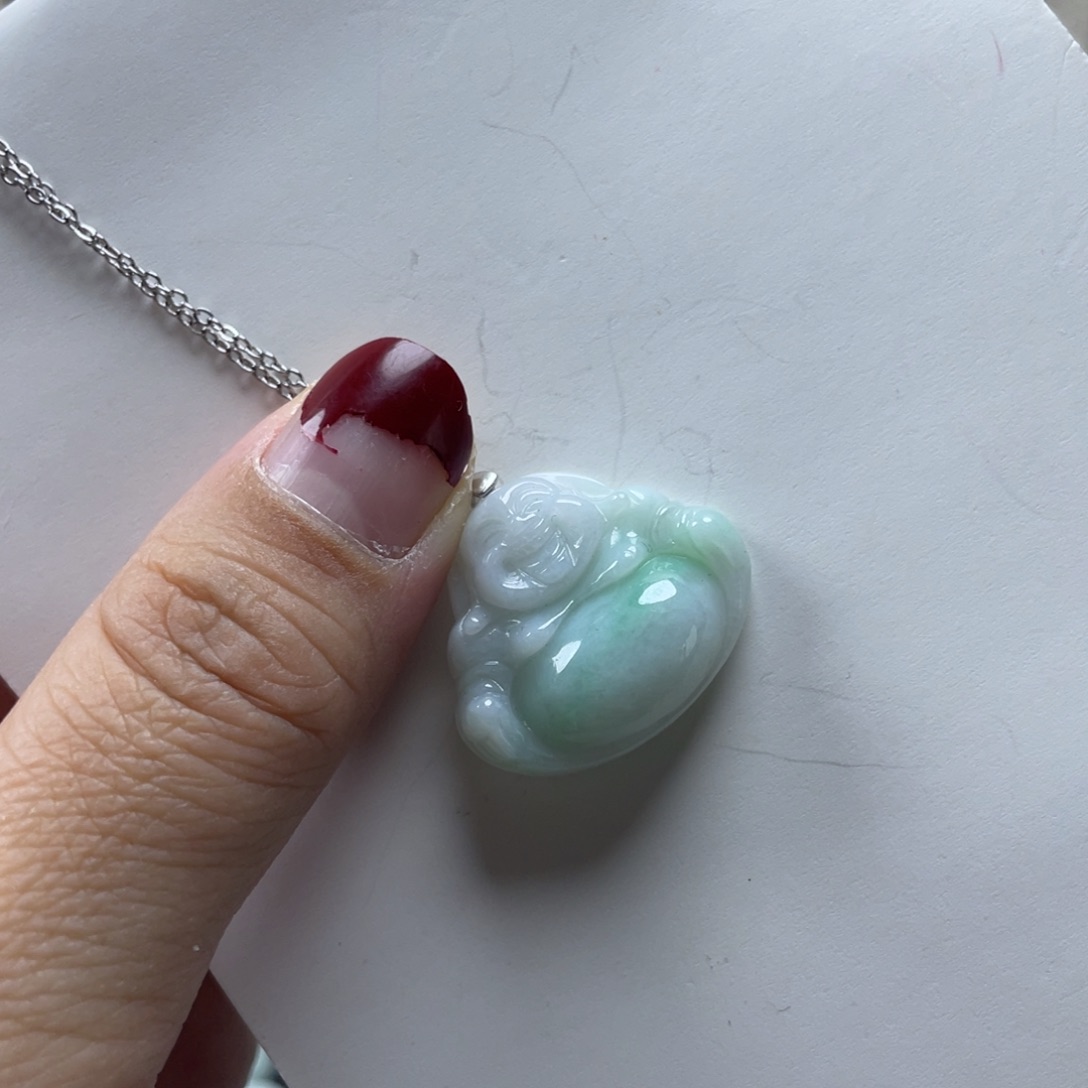 翡翠颈饰未镶嵌七**气佛公