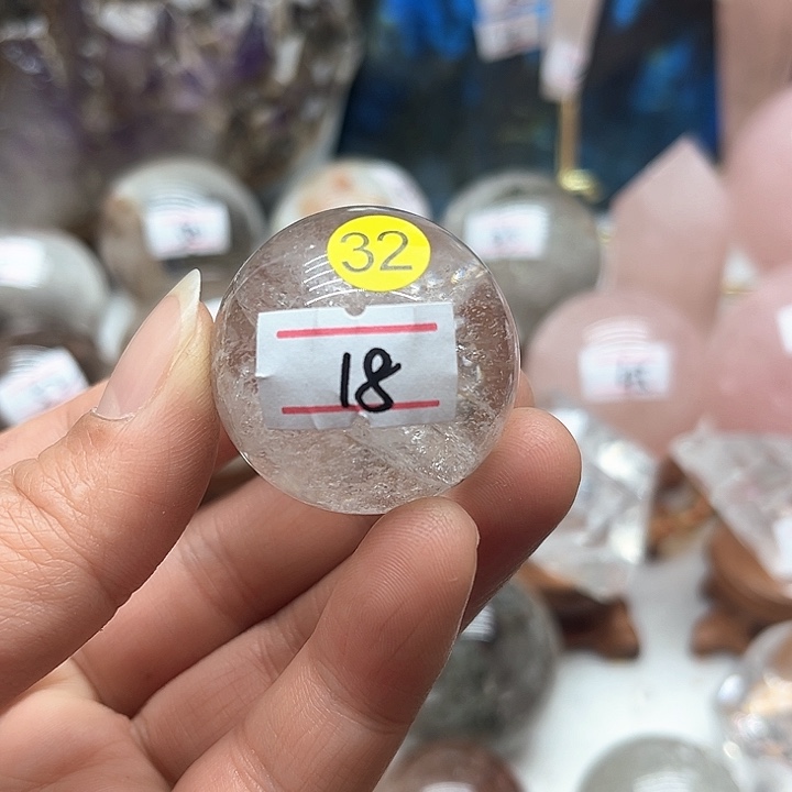 水晶52克水晶球未镶嵌