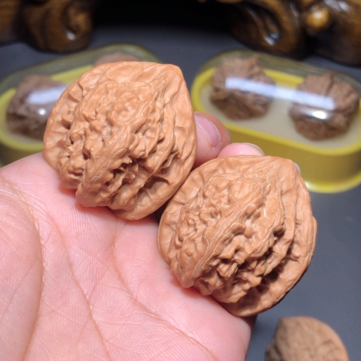 文玩核桃把件36火焰马蹄