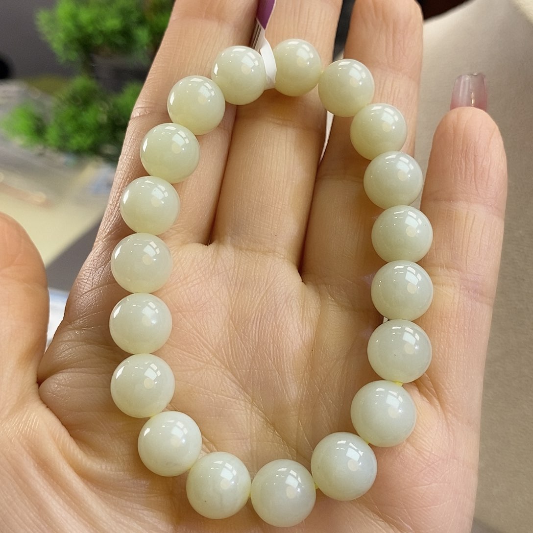 和田玉未镶嵌颈饰黄口手串1329