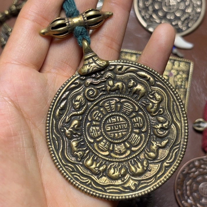 琉璃颈饰想*喜欢的朋友