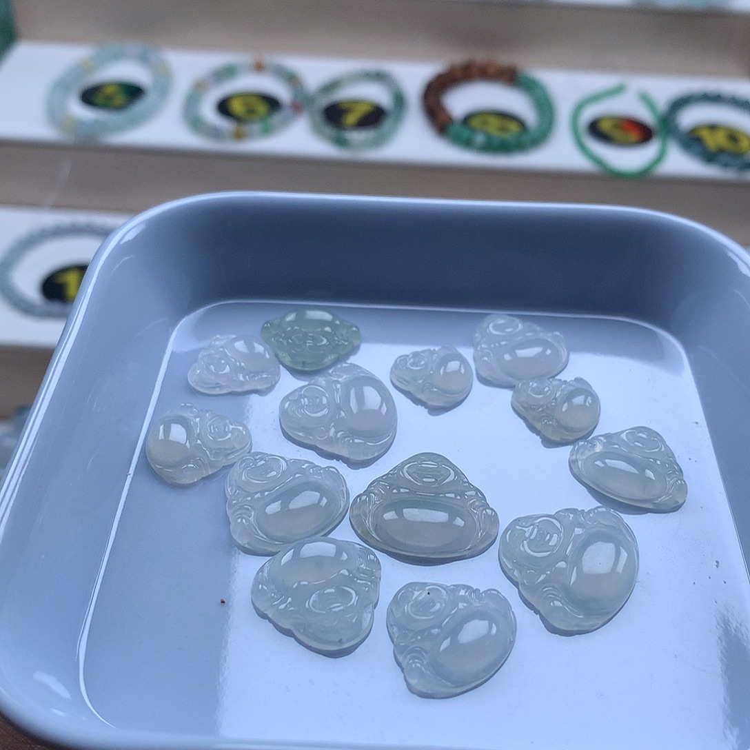翡翠未镶嵌手串佛公