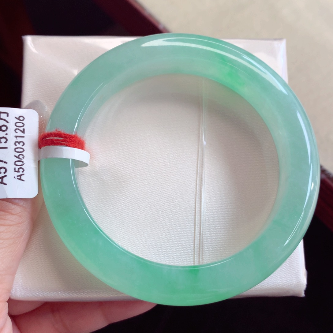 未镶嵌手镯翡翠57圈冰甜绿（23号）