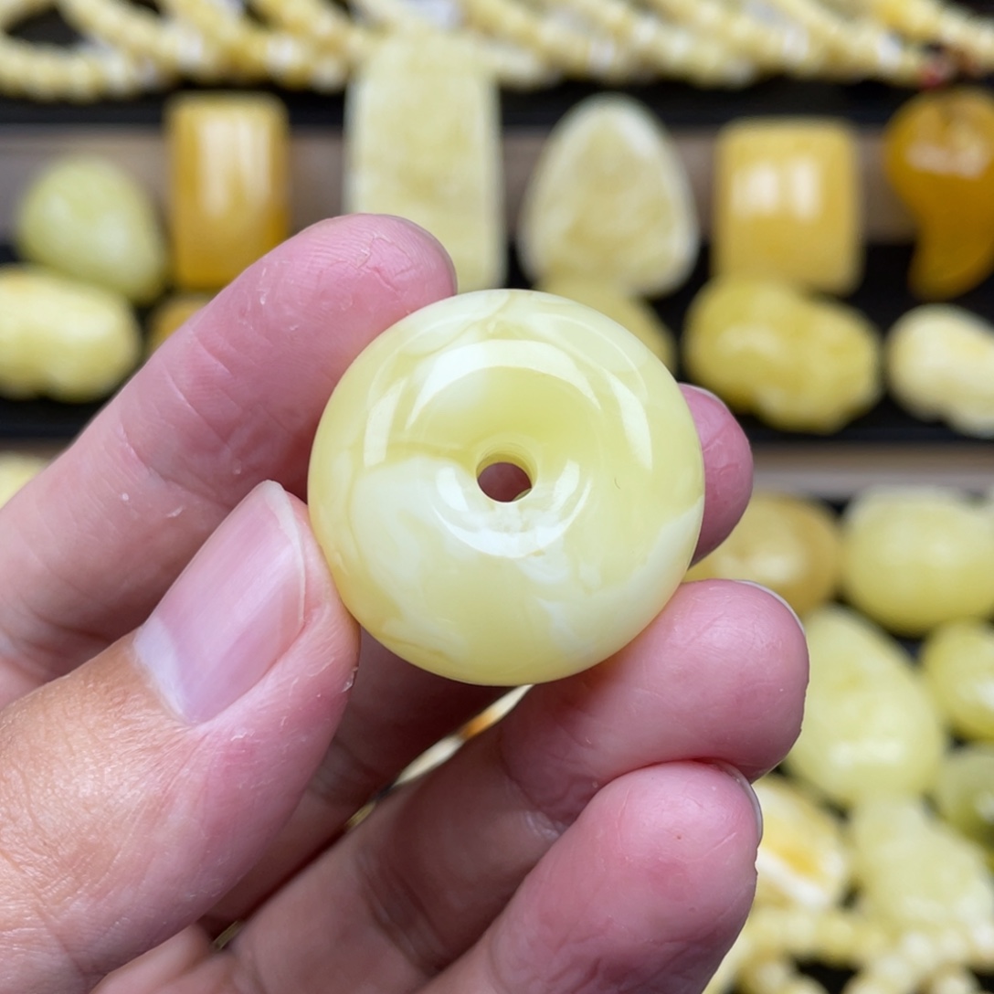 琥珀未镶嵌裸石琥珀蜜蜡