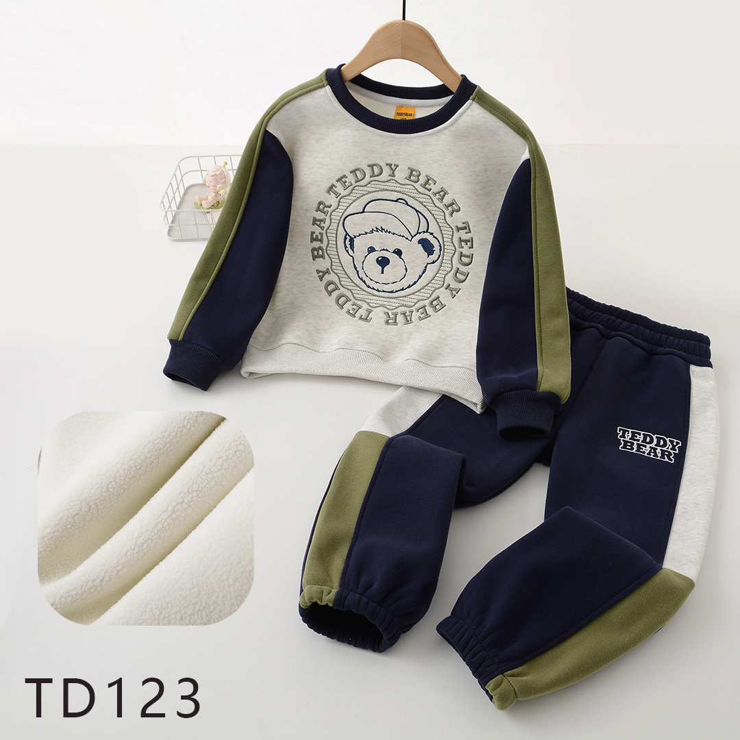 TD123加绒卡通拼接儿童套装