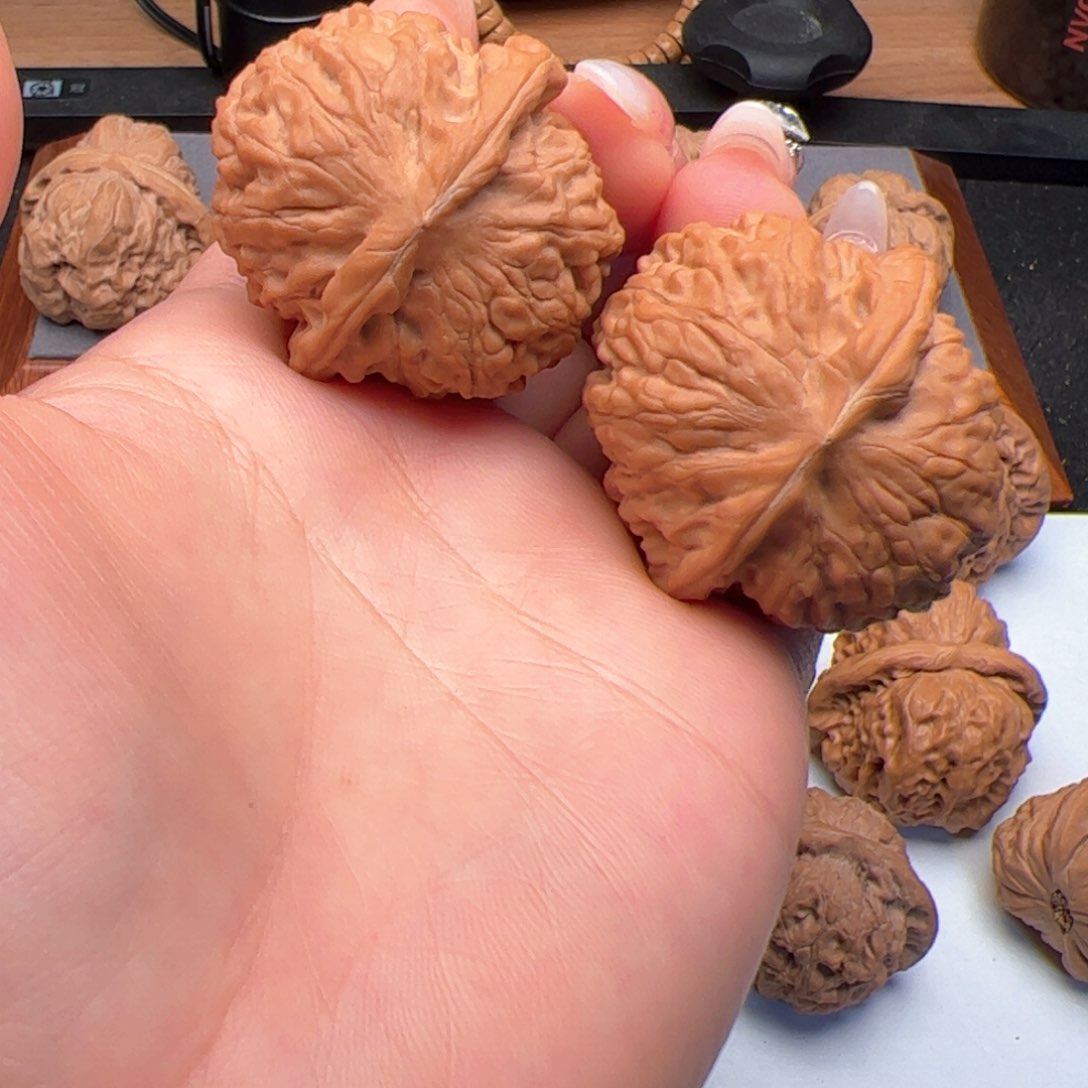 文玩核桃把件黄松峪元宝38