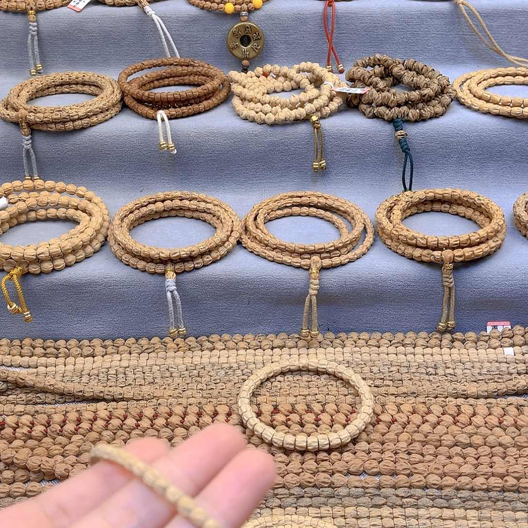 柏香籽/百香籽手串臭*～