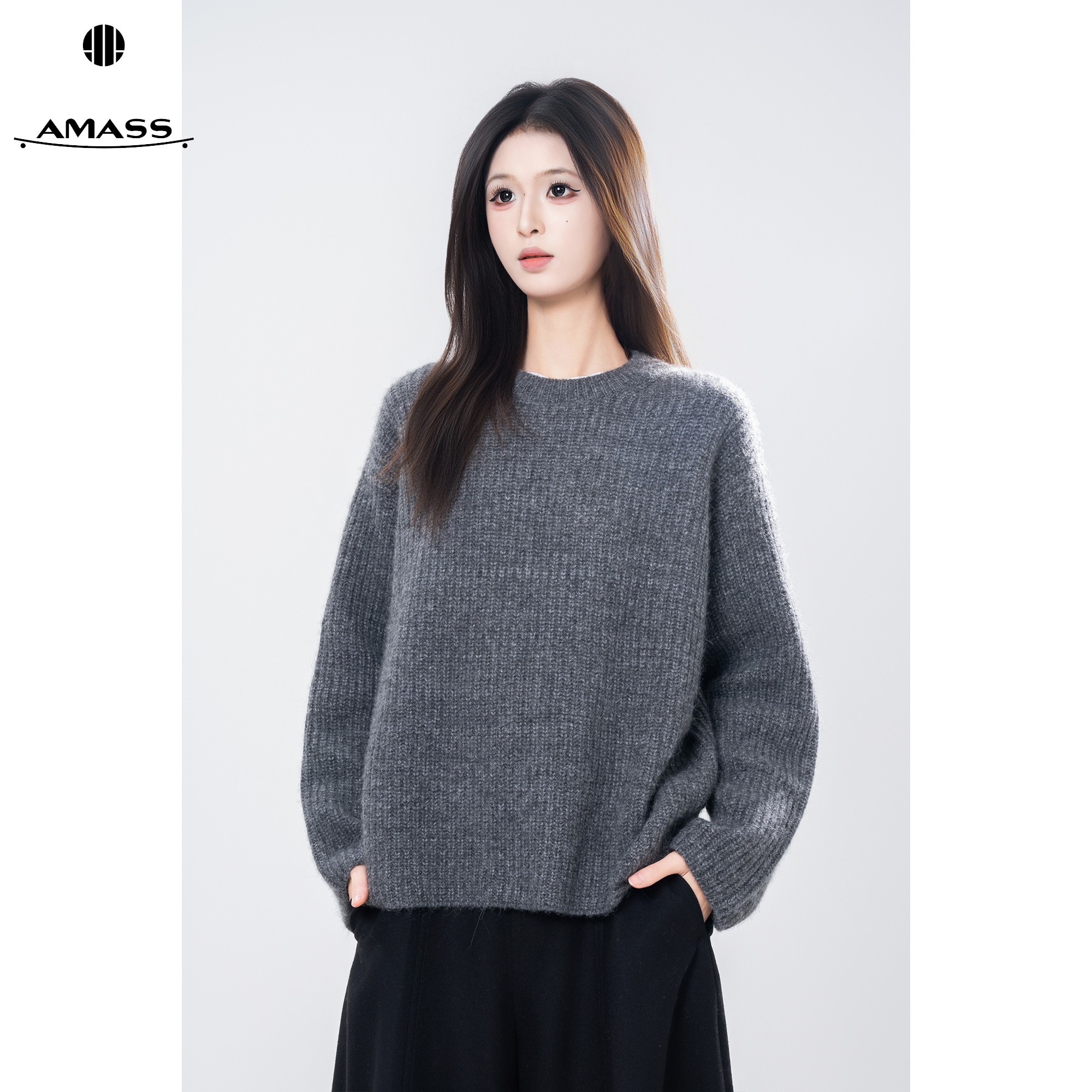 AMASS/阿玛施秋冬新款质感灰复古百搭时尚圆领厚款针织衫女538084