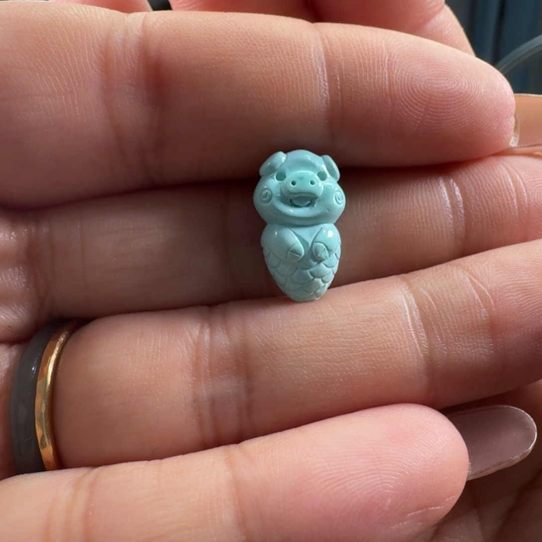 绿松石未镶嵌颈饰