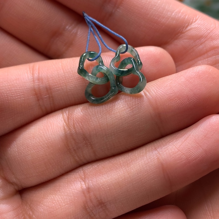 定制翡翠未镶嵌心心相印