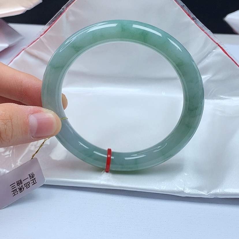 【闪购商品】翡翠手镯（圆镯）未镶嵌天然缅甸a货手镯54+