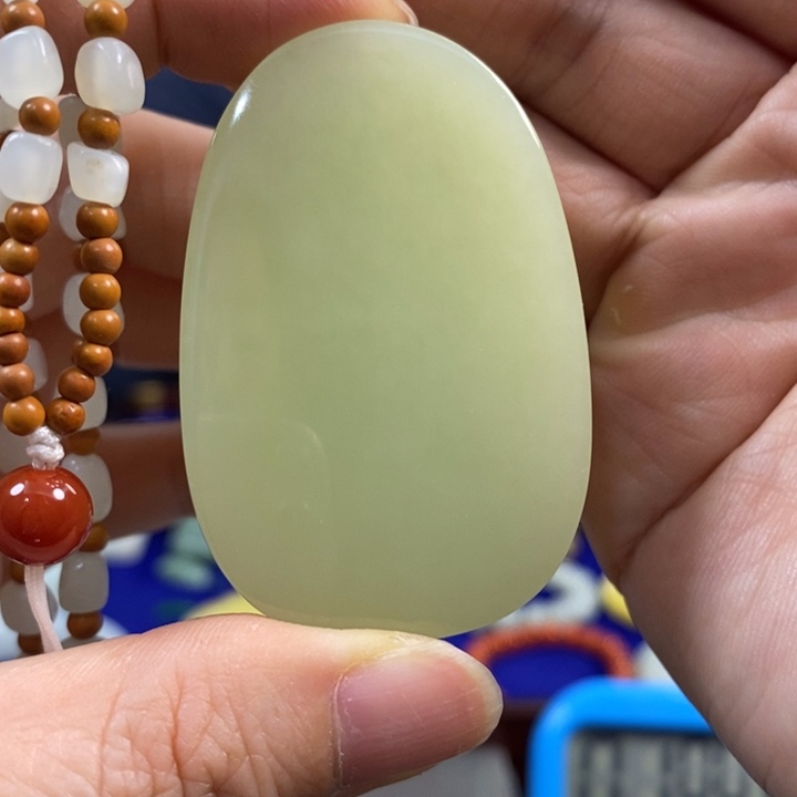 用***9和田玉未镶嵌颈饰