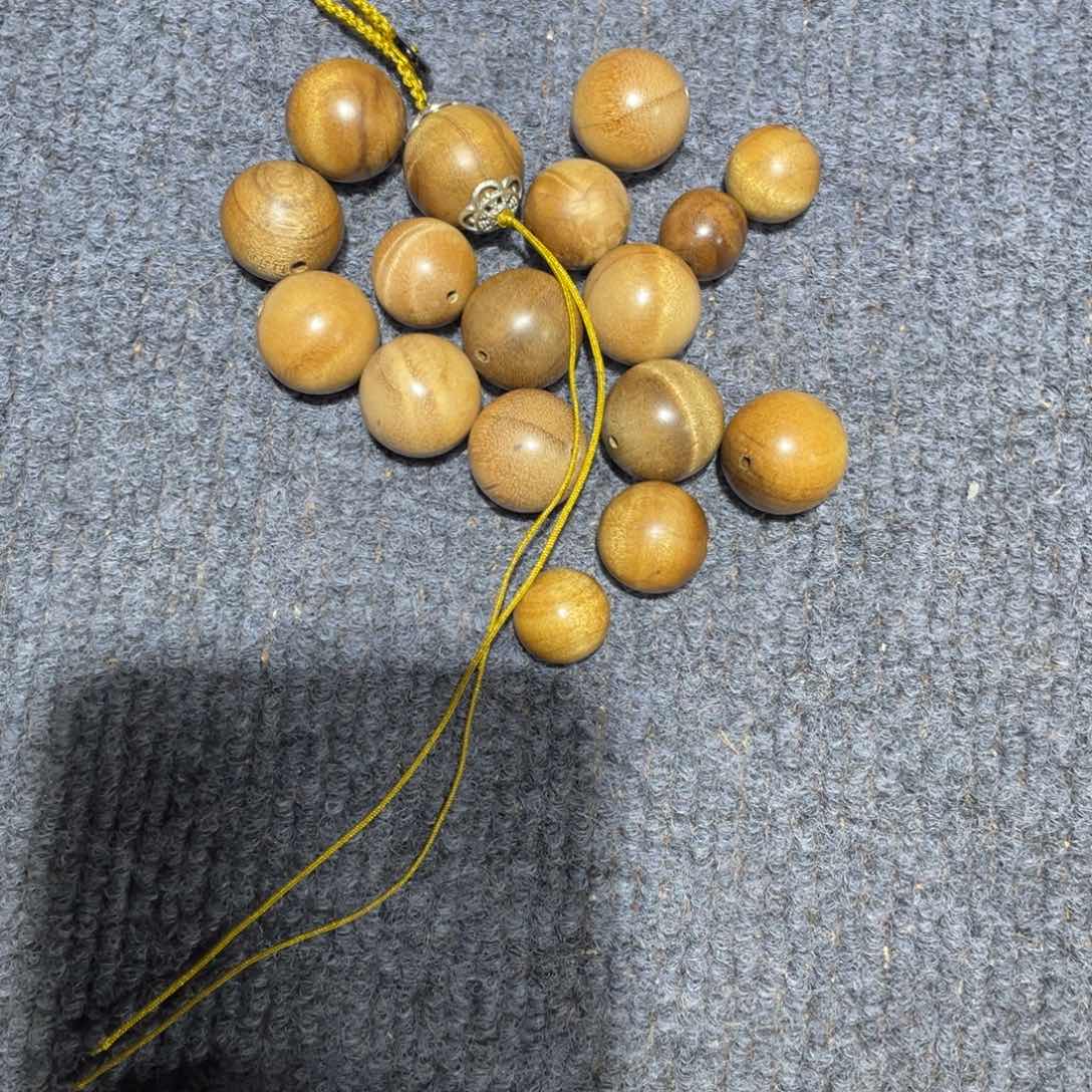 楠木（金丝楠）其他一****。散珠