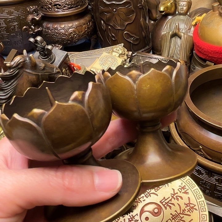 精美铜器批发档口