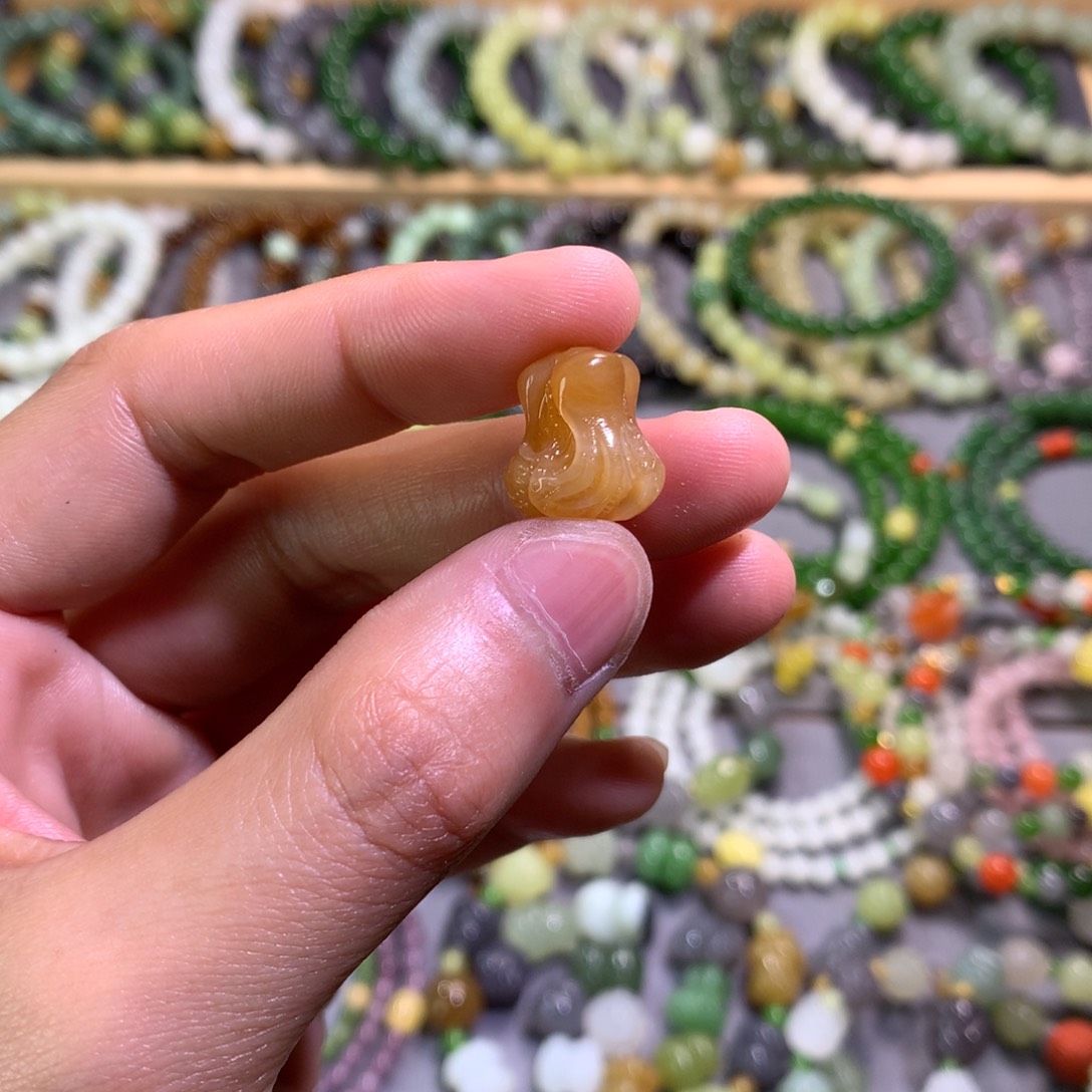 和田玉未镶嵌手链