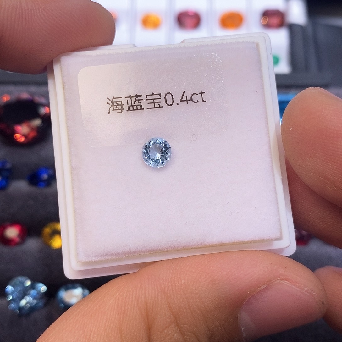 海蓝宝石裸石未镶嵌0.4