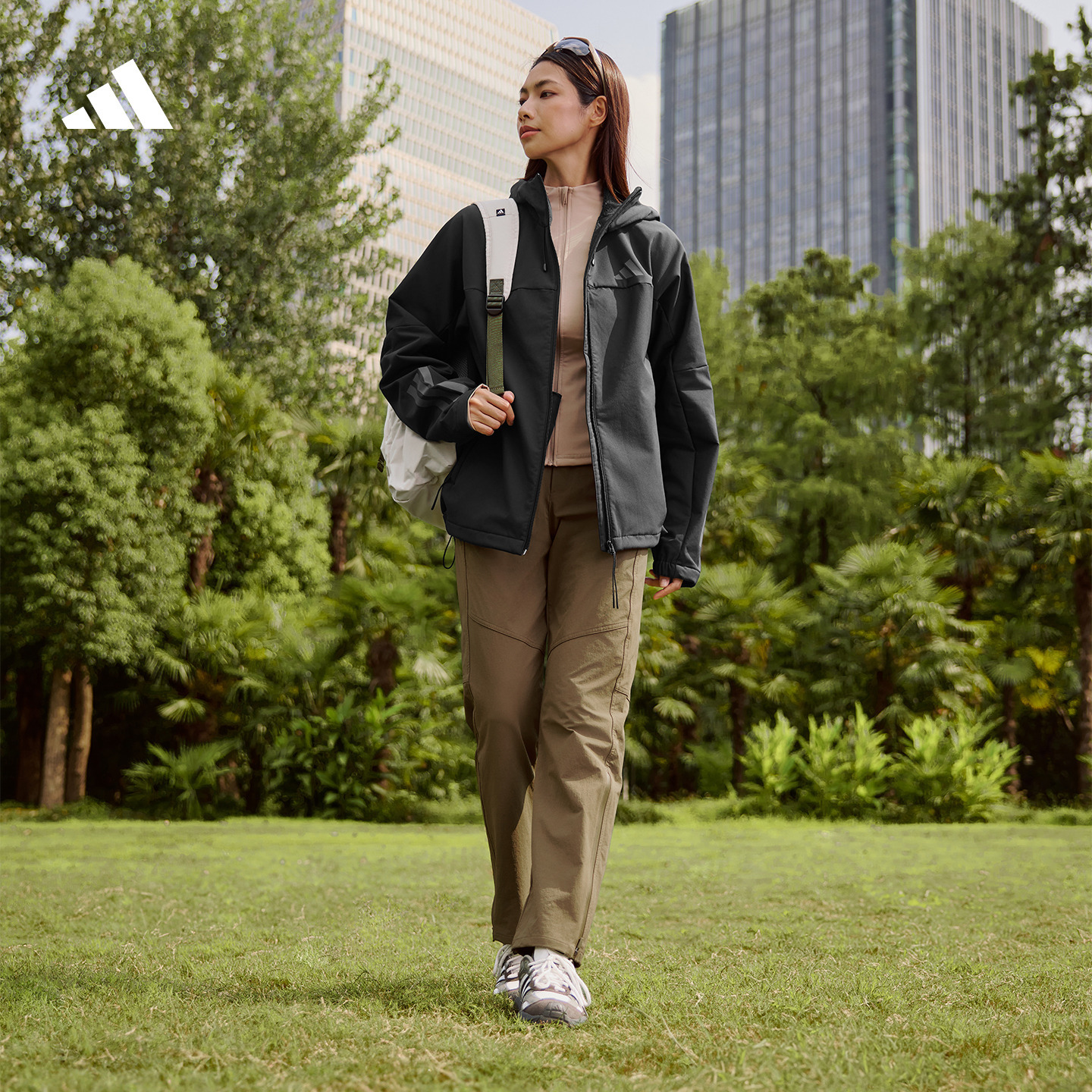 阿迪达斯官方 拒水防风保暖休闲加绒连帽夹克外套男女秋季 KF5224