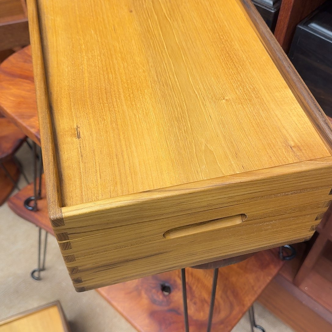 天***爸其它金属缅甸柚木茶柜茶箱